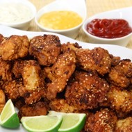 Куриные наггетсы с соусом терияки