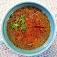 Куриный бульон с беконом