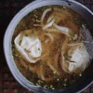 Куриный суп с пельменями и лапшой