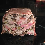 Куриный террин с беконом