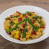 Кускус с фасолью, гранатом и сладким перцем