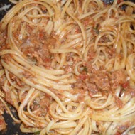 Лапша (феттуччини) с тунцом