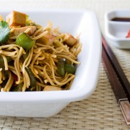 Лапша с карри и сыром тофу