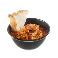 Лечо с беконом и колбасками