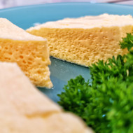 Легкий воздушный омлет на козьем молоке