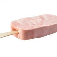 Легкое клубнично-апельсиновое мороженое