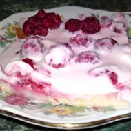 Летний пирог с малиной