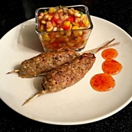 Люля на шпажке с мексиканским гарниром