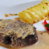 Ломо а-ла пимьента (мясо по-аргентински)