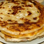 Луковая лепешка на кефире