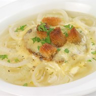 Луковый суп с пармезаном