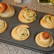 Луково-чесночные рогалики