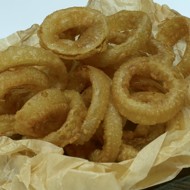 Луковые кольца в пивном кляре