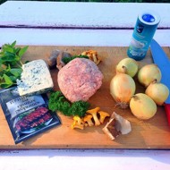 Люля кебаб с дор-блю и грибным соусом