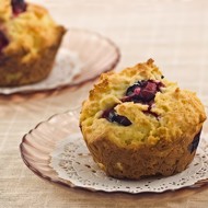 Маффины с пахтой и ягодами