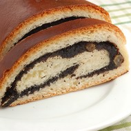 Маковый рулет с медом