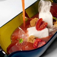 Малиновый суп с конфетами из йогурта