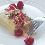 Малиново-фисташковое семифреддо с розовой водой