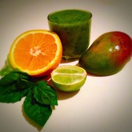 Мангово-базиликовый смузи