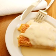 Манный пудинг с кабачками и яблоками