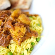 Маринованная курица с арахисом, лимонной травой, соевым соусом и кориандром