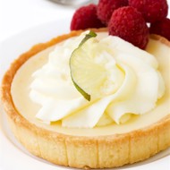 Масляный пирог с малиной