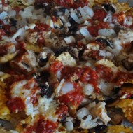 Мексиканские кукурузные чипсы доритос с курицей и пармезаном