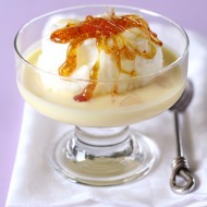 Меренги с нежным кремом и карамелью