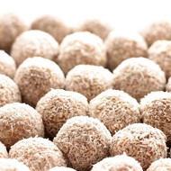 Миндальные шарики с лимонной цедрой