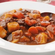 Мясное рагу с овощами и грибами