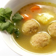 Мясной бульон с картофельными клецками