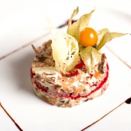 Мясной салат с сардинами