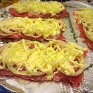 Мясо по-французски с грибами