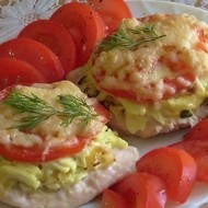 Мясо, запеченное под шубой из кабачков