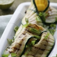 Молодые кабачки с мятой и лаймом