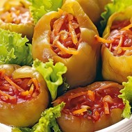 Монастырский салат в запеченном перце