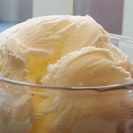 Мороженое из сыра пармезан