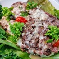 Мясной рулет капрезе