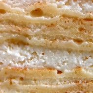 «Наполеон» с сырным кремом и грушами