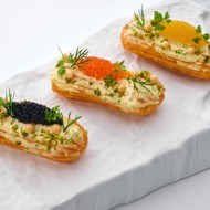 Несладкие эклеры с крабом