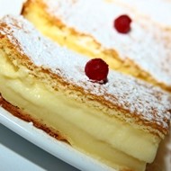 Нежный слоеный пирог