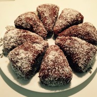 Нежное шоколадное пирожное