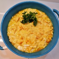 Нежный скрэмбл с помидорами