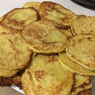 Оладьи из кабачков с обжаренной морковью