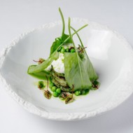 Оладьи из зеленых овощей с кокосовым кремом