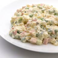 Оливье с беконом