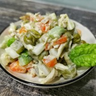 Оливье с перепелкой