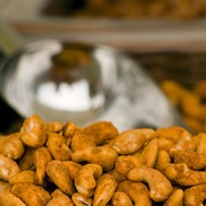 Орехи в карри