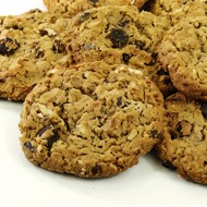 Ореховое печенье с вяленой клюквой