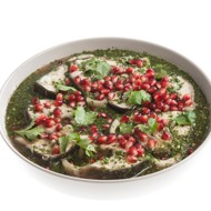 Осетрина в гранатовом соусе